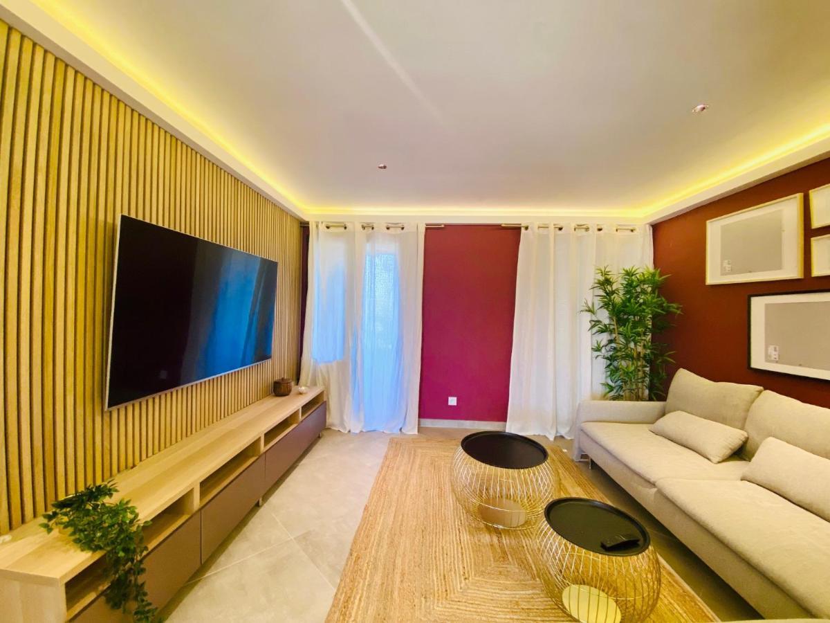 Apartament Duplex 120M2 Terrasse Vue Sur Nîmes Zewnętrze zdjęcie
