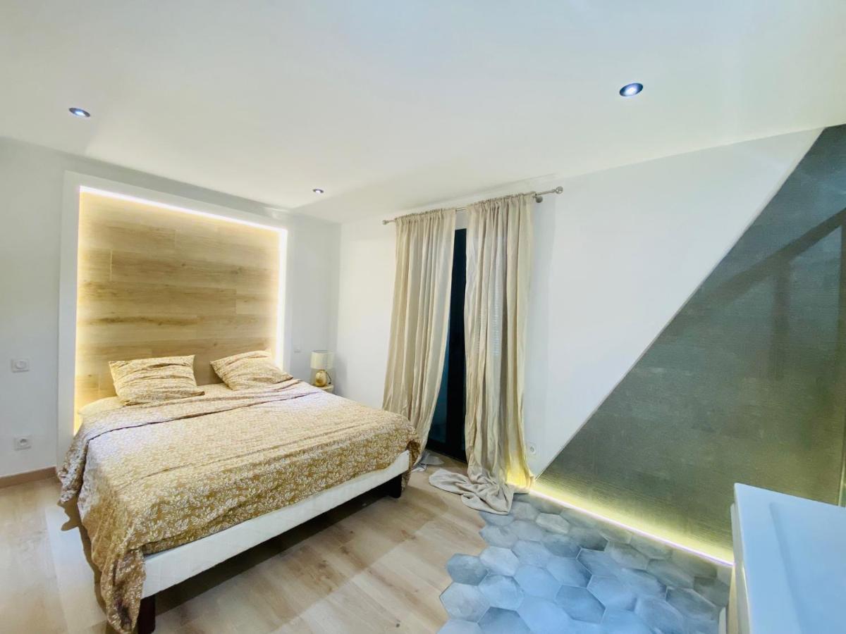 Apartament Duplex 120M2 Terrasse Vue Sur Nîmes Zewnętrze zdjęcie
